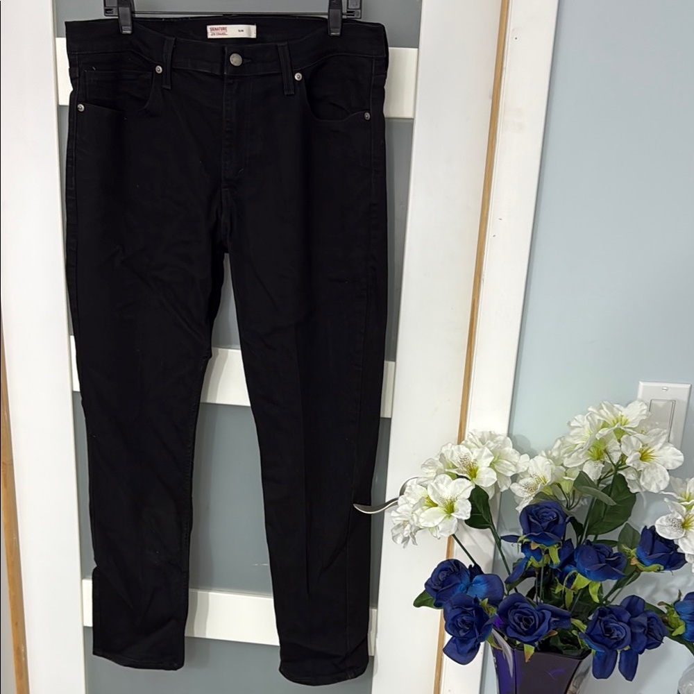 Levi’s men's Black Jeans
